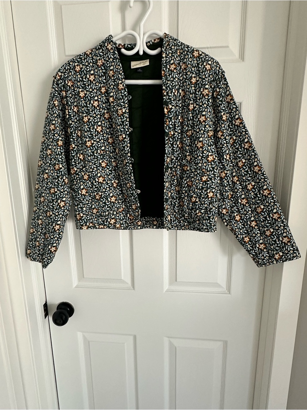 Universal Thread Green Floral Cropped Blazer